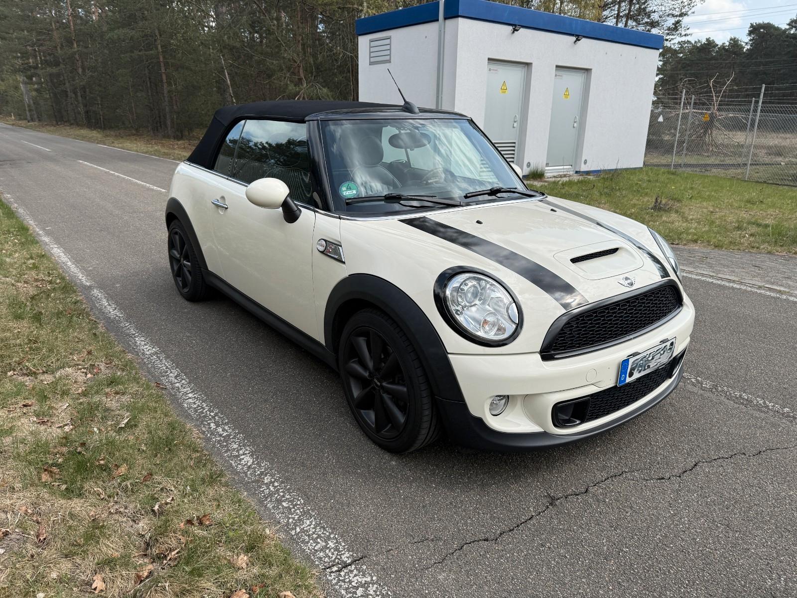 MINI Cooper S Cabrio Cooper S