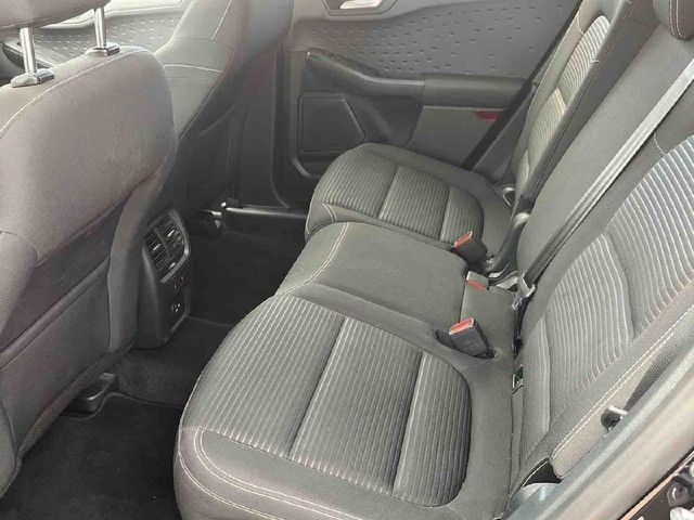 Fahrzeugabbildung Ford Kuga Plug-In Hybrid Titanium Automatik AHK NAVI