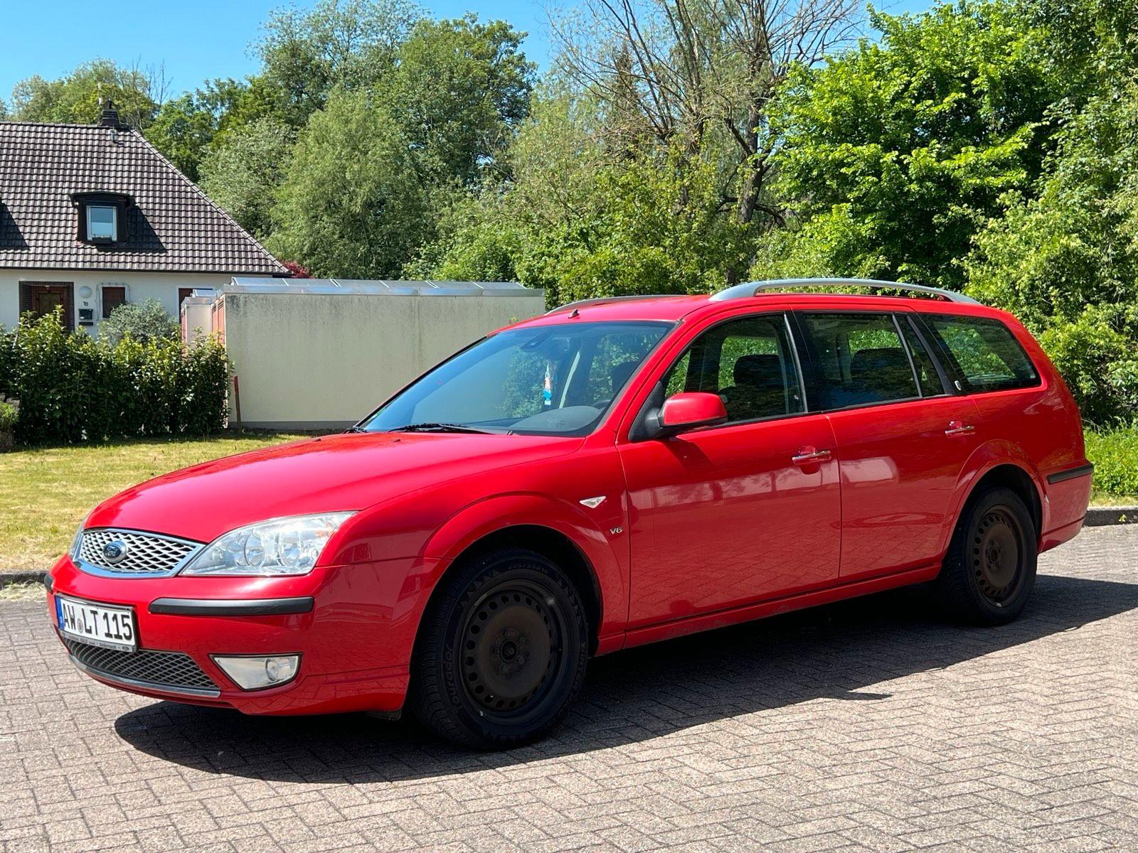 Ford Mondeo 2005 — вигляд ззаду