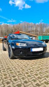 Mazda MX5 NC mit E-Verdeck (Hardtop) - : Cabrio, mit Hardtop