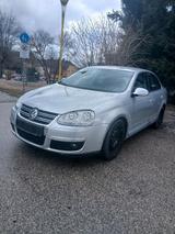 Volkswagen VOLKSWAGEN _ JETTA. BENZINE. 1,6.PS-106. - Volkswagen Jetta: V6
