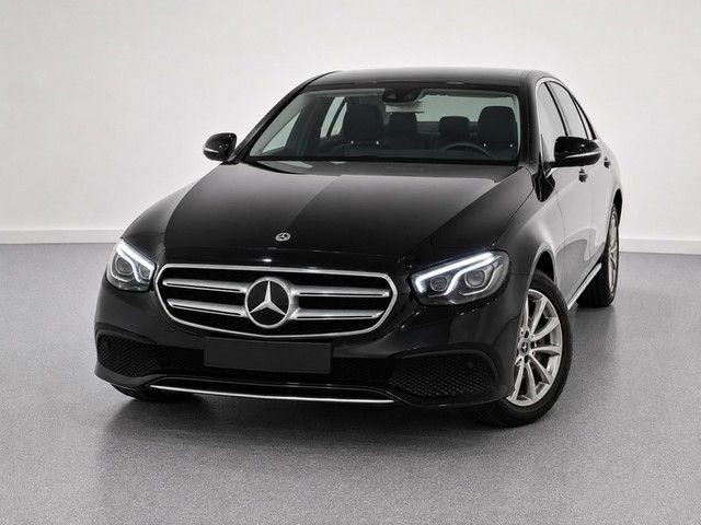 Image of Mercedes-Benz E 200