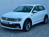 Volkswagen Tiguan 2,0 TDI BMT 4MOTION DSG ++ R-Line ++ - VW Tiguan Gebrauchtwagen in Bochum