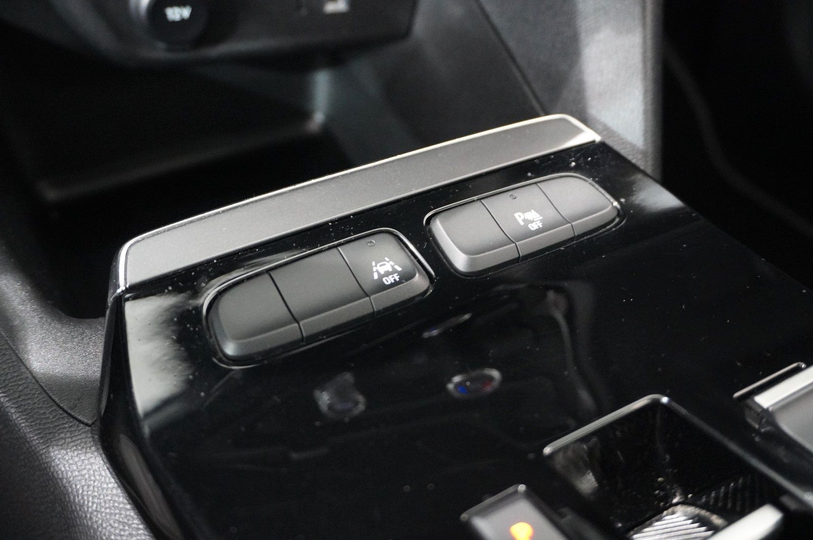 Fahrzeugabbildung Opel Mokka-e ELEGANCE 3-PHASIG NAVI/LED/KAMERA/DAB+