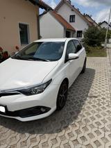 Toyota Auris Edition-S+ 1,2-l-Turbo S/S Edition-S+ - Toyota Auris: Edition