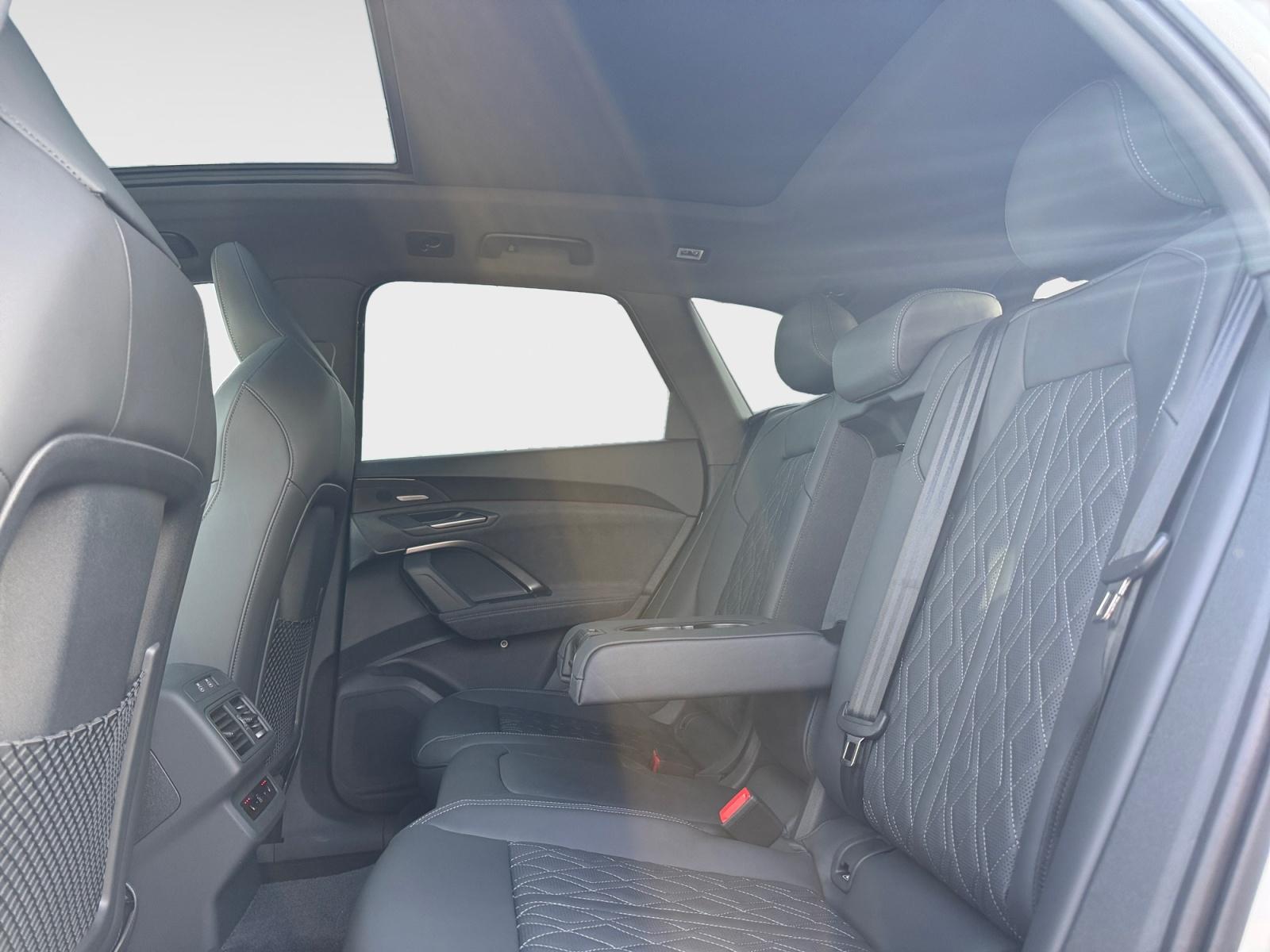 Audi Q5 SUV e-hybrid quattro AHK Pano HUD BFD MMIPro