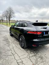 Jaguar F-Pace 20d AWD R-Sport Automatik R-Sport - Jaguar in Bochum