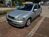 Opel Astra 1,6 Motorschaden - Opel: Motorschaden