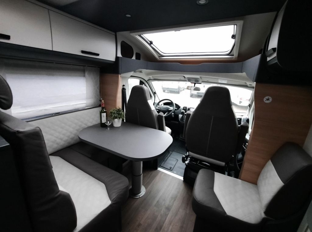 Fahrzeugabbildung Knaus L!VE TI 650 MEG Platinum Selection Verfüg./Spare