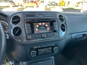 Fahrzeugabbildung Volkswagen Tiguan 2.0 TDI DSG 4MOTION*Panorama*SHZ*Tempomat