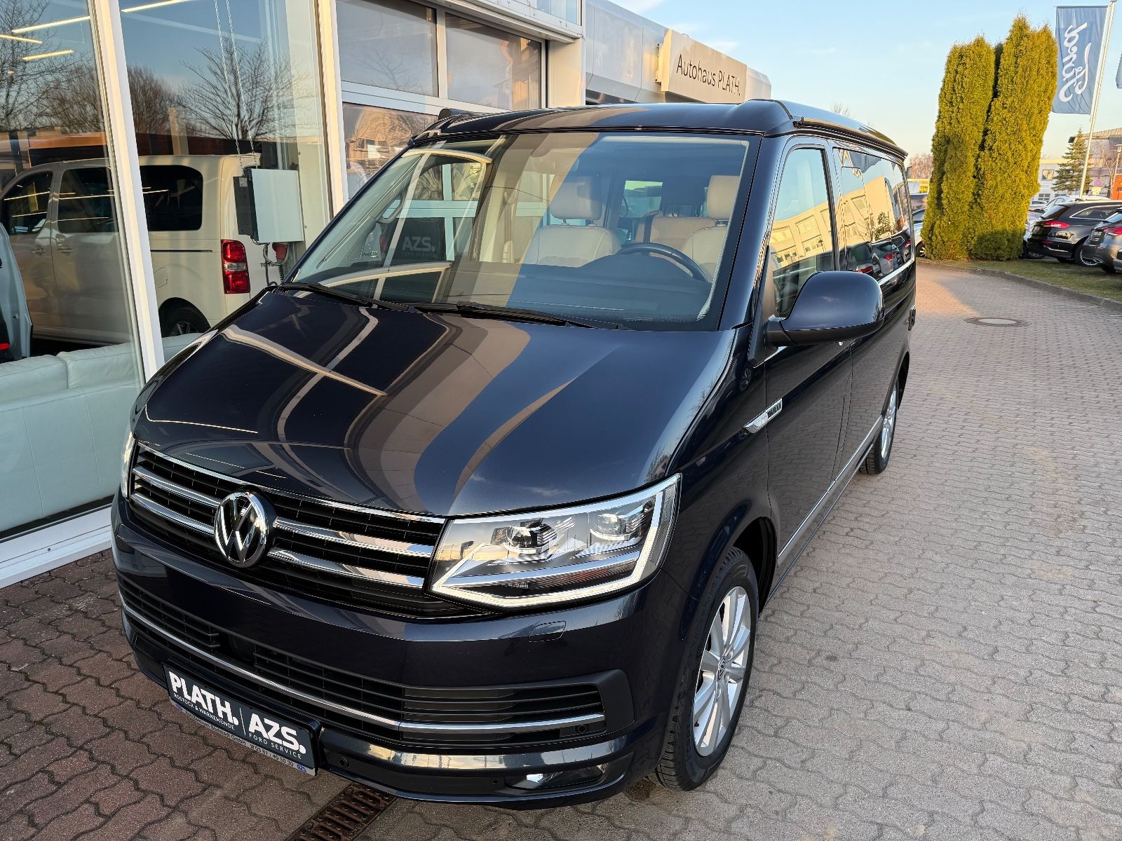 Volkswagen T6 California California Ocean Blue foto 3