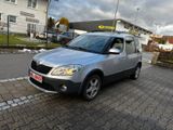 Skoda Roomster Scout Plus Edition Panoramadach Euro 5 - Skoda Roomster: Scout Plus