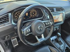 VW Tiguan Highline 4Motion 2,0TDI R-Line Standheizu