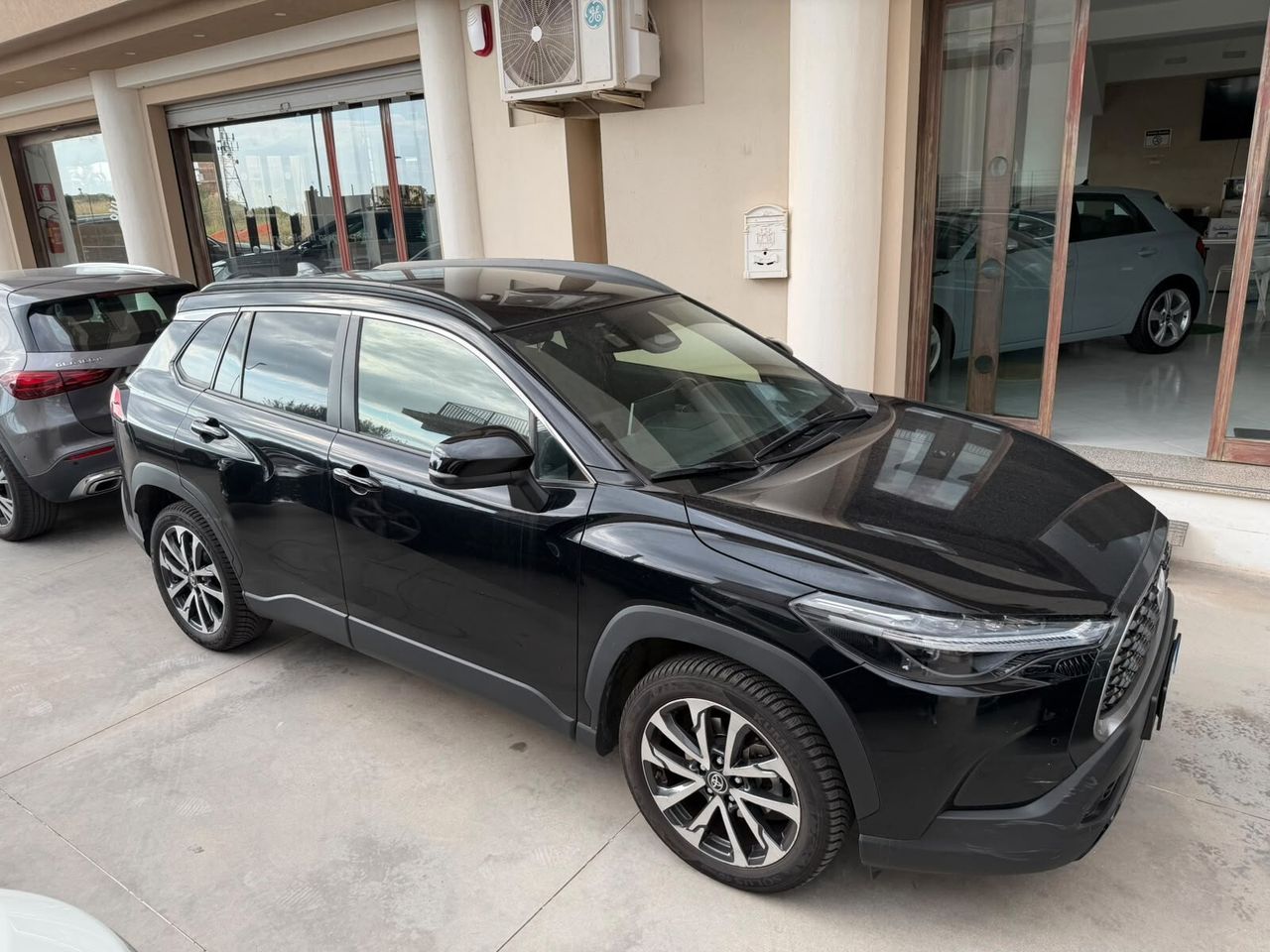 Other Toyota Corolla Cross 2.0 Hybrid 197 CV E-CVT Lou imagem 3
