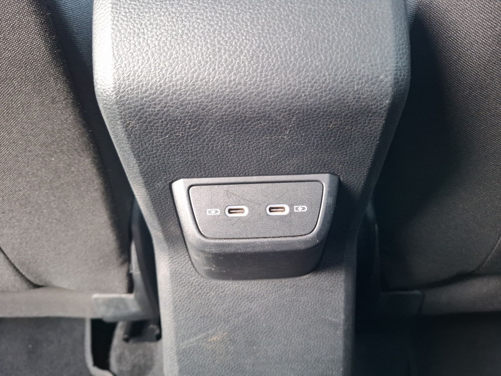 Fahrzeugabbildung Volkswagen Polo TSI Style Matrix Climatronic ACC PDC SH LM