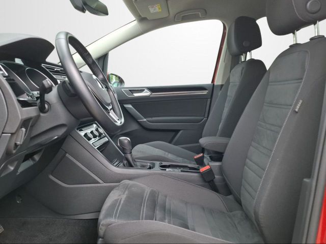 TOURAN 1.5 TSI DSG HIGHLINE AZV+NAVI+CAM+LED