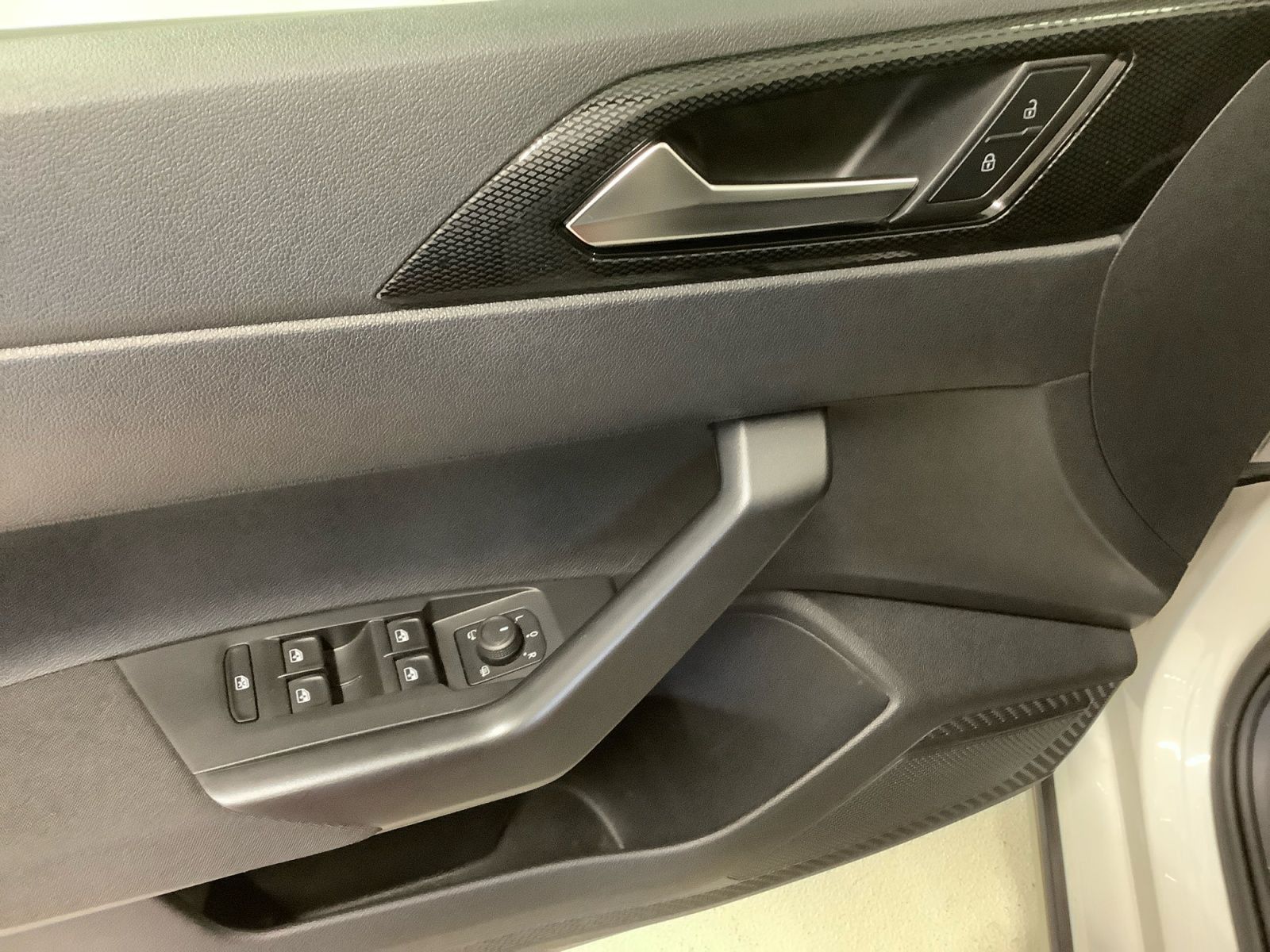 Taigo Life 1,0 TSI 81 kW  LED, Navi, ACC, SHZ