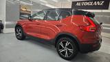 Volvo XC40 D4 AWD R Design Geartronic R Design - Volvo XC40 von privat