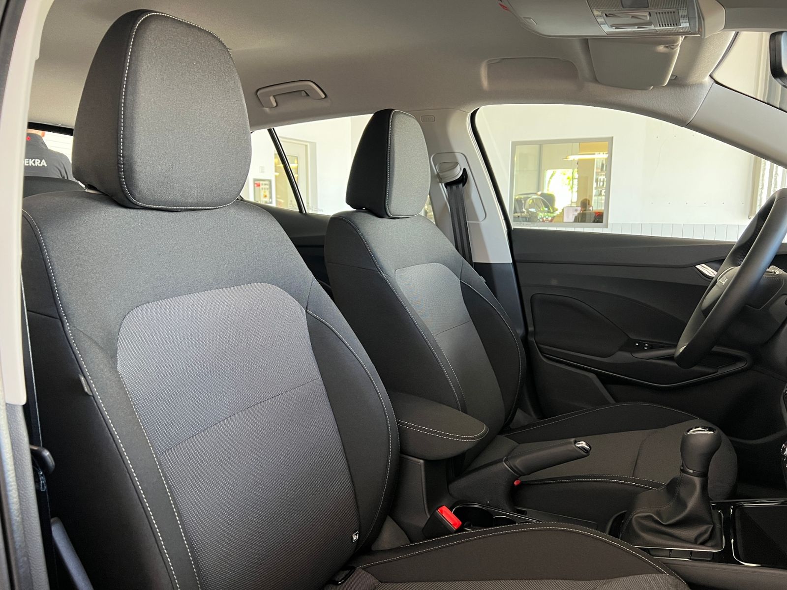 Fahrzeugabbildung SKODA Fabia Selection 1.0 MPI *Winterpaket,LED*