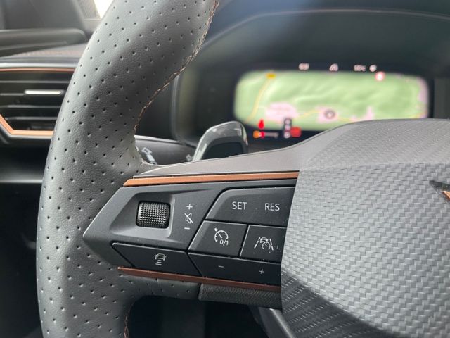 Leon ST 1.5L eTSI Pano LED Navi AHK
