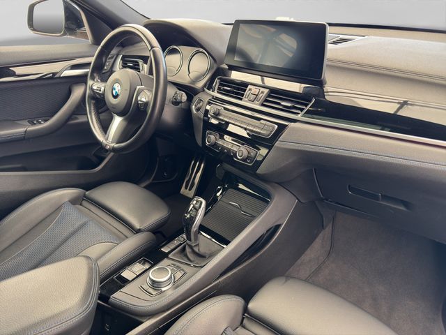 Fahrzeugabbildung BMW X2 sDrive 20d M Sport+LED+Pano+Kamera+Head-up