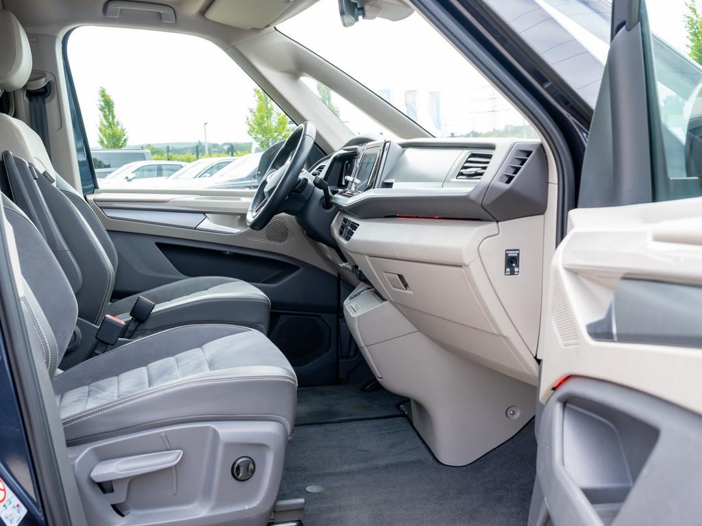 Volkswagen T7 Multivan Style 2,0 l TSIDSG lang AHK 7-SITZER