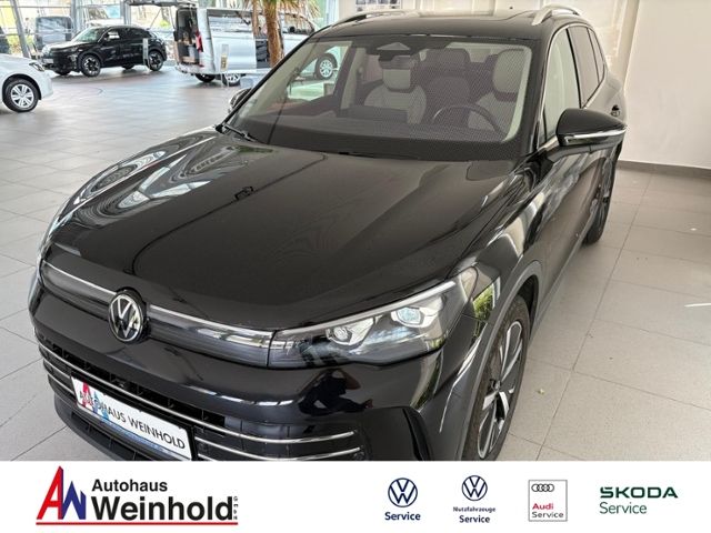 Tiguan  Elegance 2.0 TDI MATRIX CLI AHK PANO SHZ