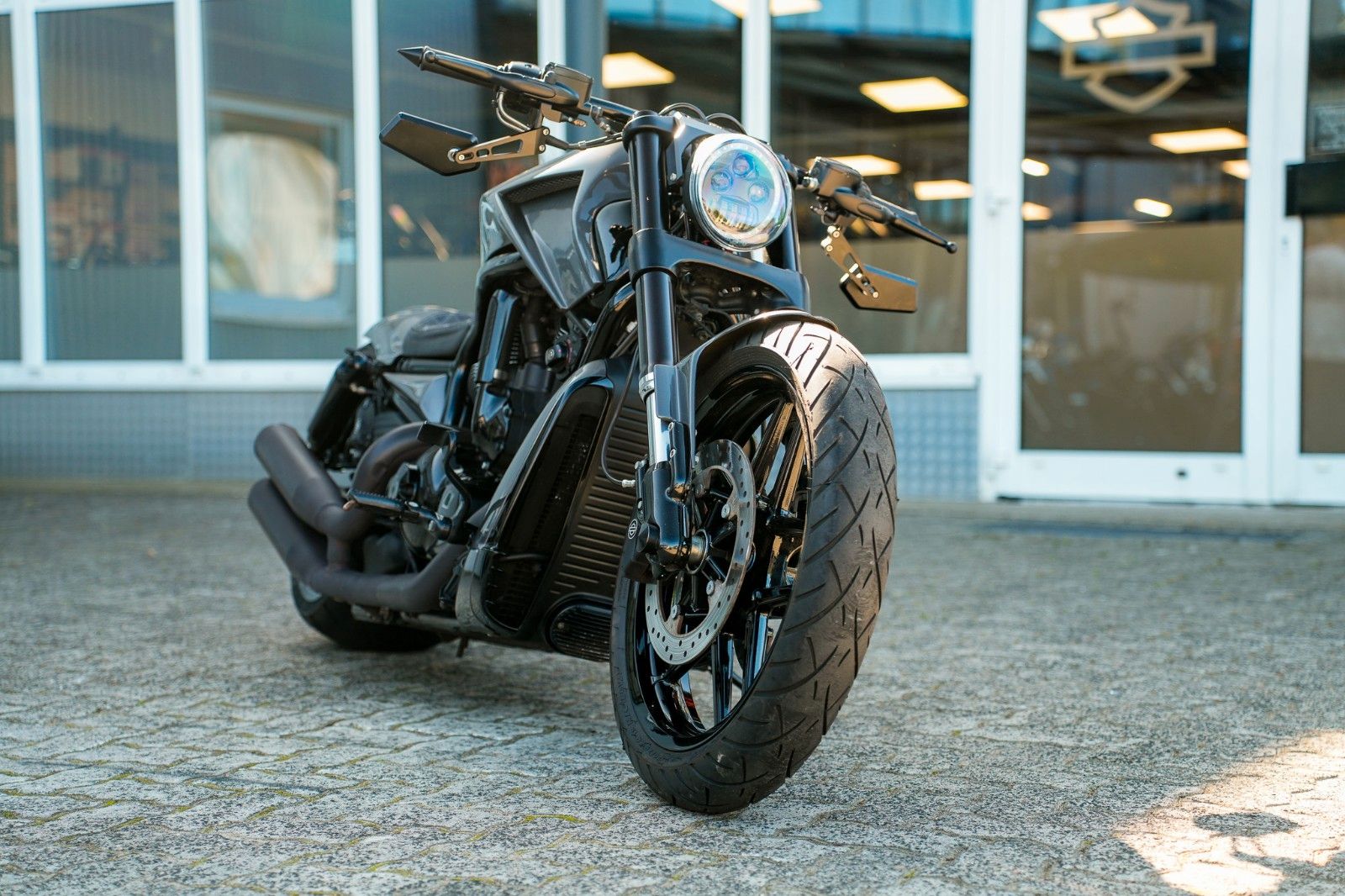 Fahrzeugabbildung Harley-Davidson VRSCDX Night Rod Special - BBC - 280er - Airride