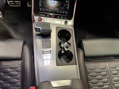 AUDI RS 6 QUATTRO PERFORMANCE*PANO*22 ZOLL*AHK*RS DYN AUDI RS 6 QUATTRO PERFORMANCE*PANO*22 ZOLL*AHK*RS DYN