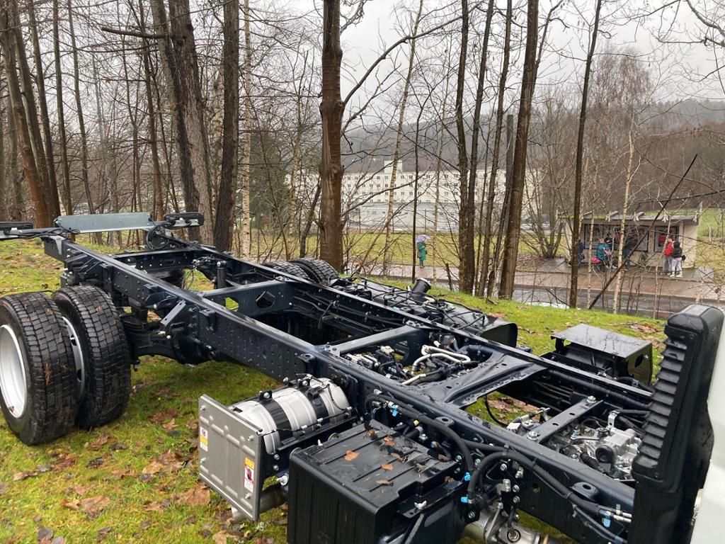 Fahrzeugabbildung FUSO CANTER 7C18 Hyva Lift Abrollkipper *LED*KlimaA