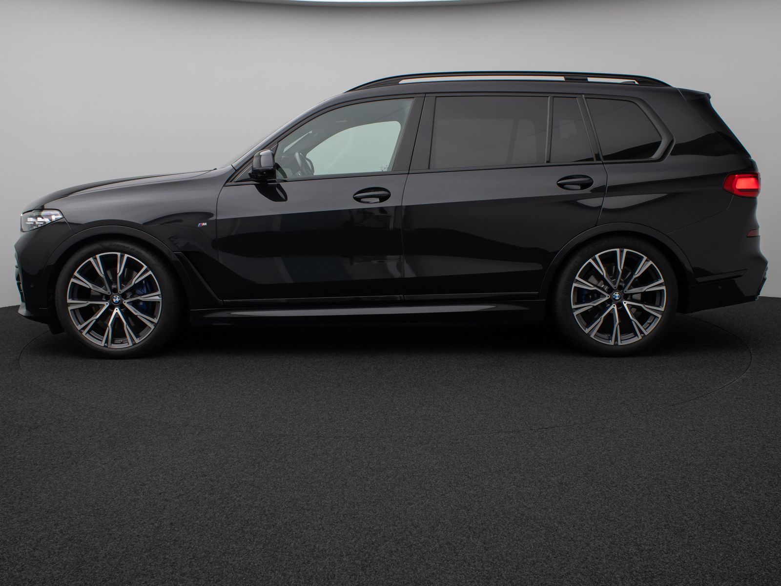 Fahrzeugabbildung BMW X7 xD40d M Sport Panorama 360°HUD DAB H/K SoftCL