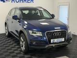 Audi Q5 2.0 TDI quattro / Off-Road Audi Exclusive  - blaue Audi Q5