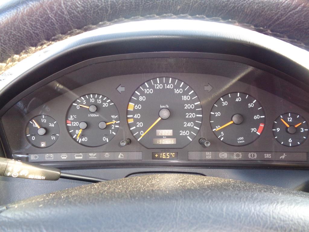 Mercedes-Benz SL 320