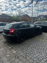 BMW e87 130i M-Paket - BMW 130: M