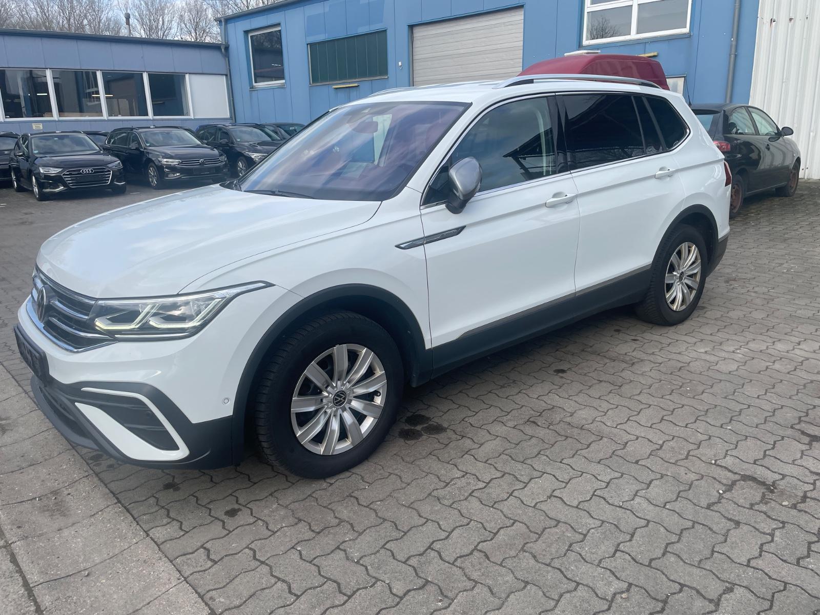 Volkswagen Tiguan Allspace Life-DSG-ACC-AHK-Virtual-Head up