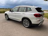 BMW X3 xDrive20d Luxury Line Standheiz HUD  Panoram  - BMW X3: Line X