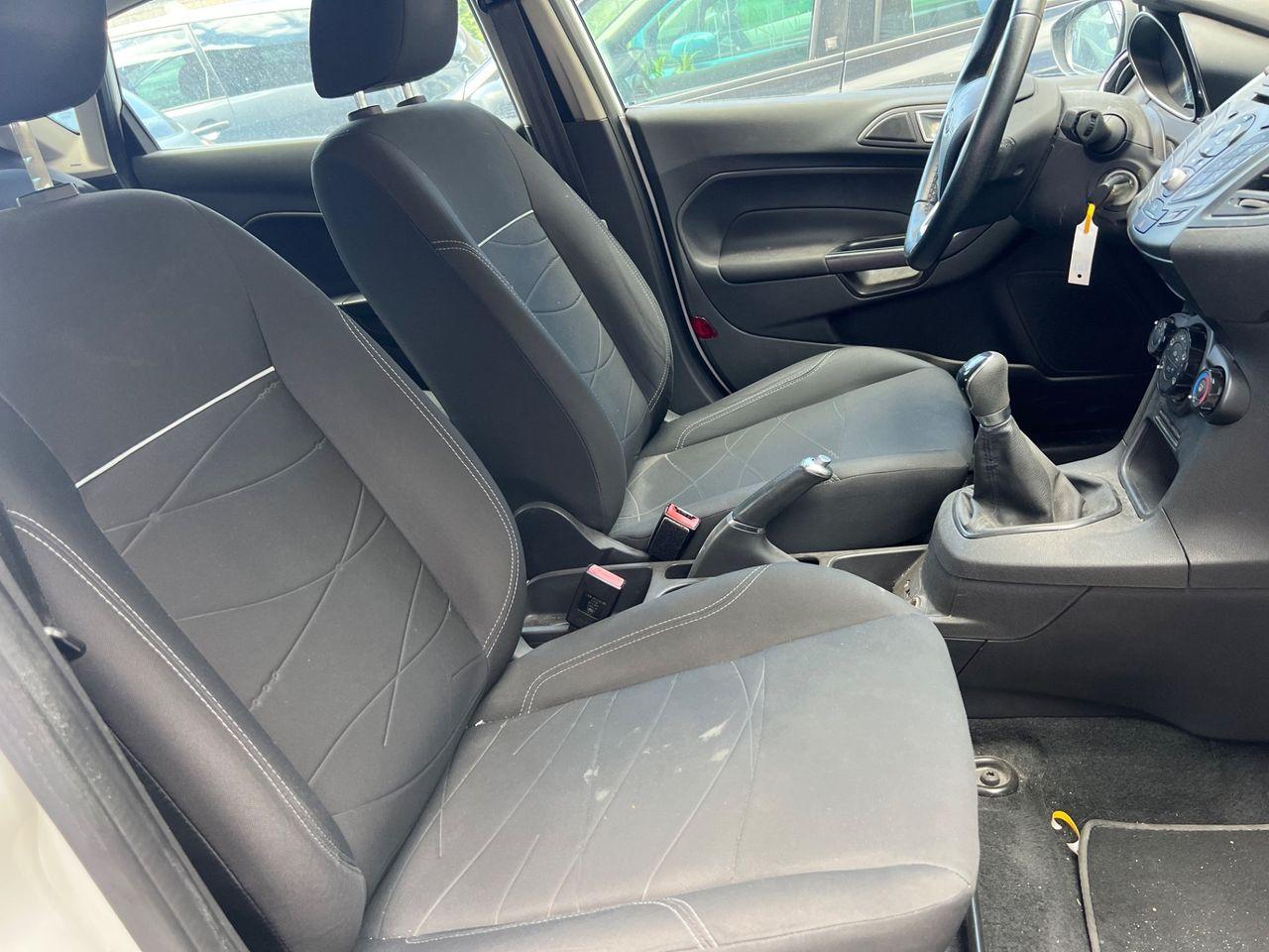 Suzuki Vitara 2015 — photo 13