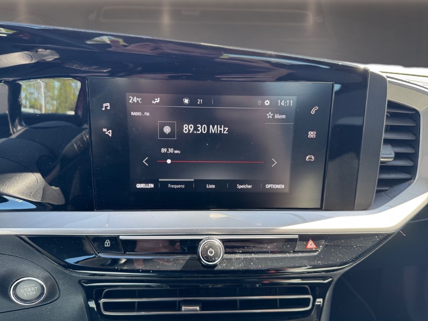 Fahrzeugabbildung Opel Mokka e Elegance Digitales Cockpit LED Apple Car