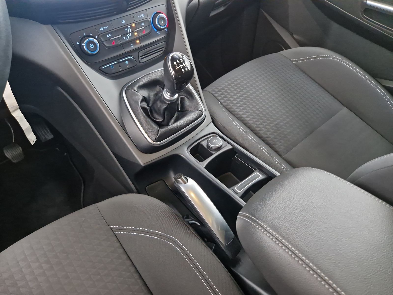 FORD C-Max  1.0 EcoBoost Cool &amp; Connect Navi Klima SHZ – Bild 19