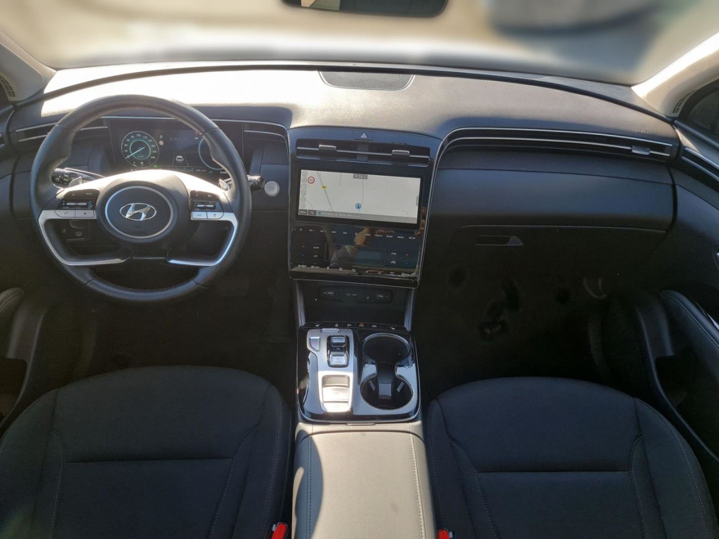 Fahrzeugabbildung Hyundai Tucson Trend NEW Hybrid 1.6 T-GDi 230PS 6-AT 4WD
