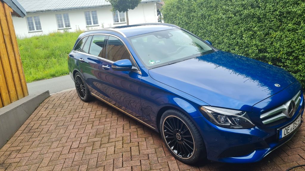 Image of Mercedes-Benz C 220