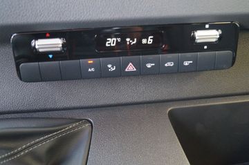 Mercedes-Benz Sprinter 315CDI 8 SITZER-KLIMA-AHK-SHZG-TEMPOMAT