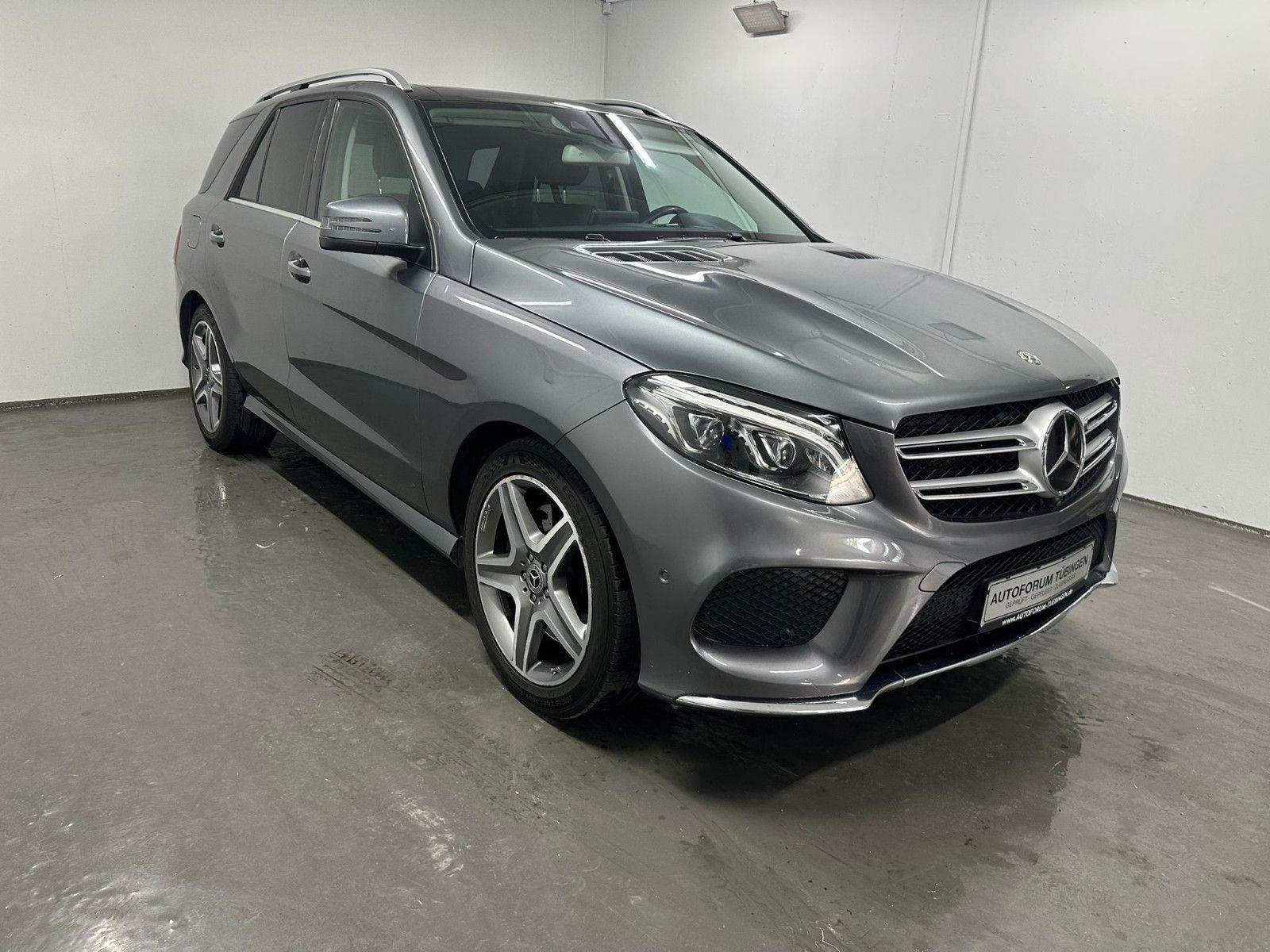Fahrzeugabbildung Mercedes-Benz GLE 500 4MATIC AMG*PANO*360*SDH*DISTRO*AHK*