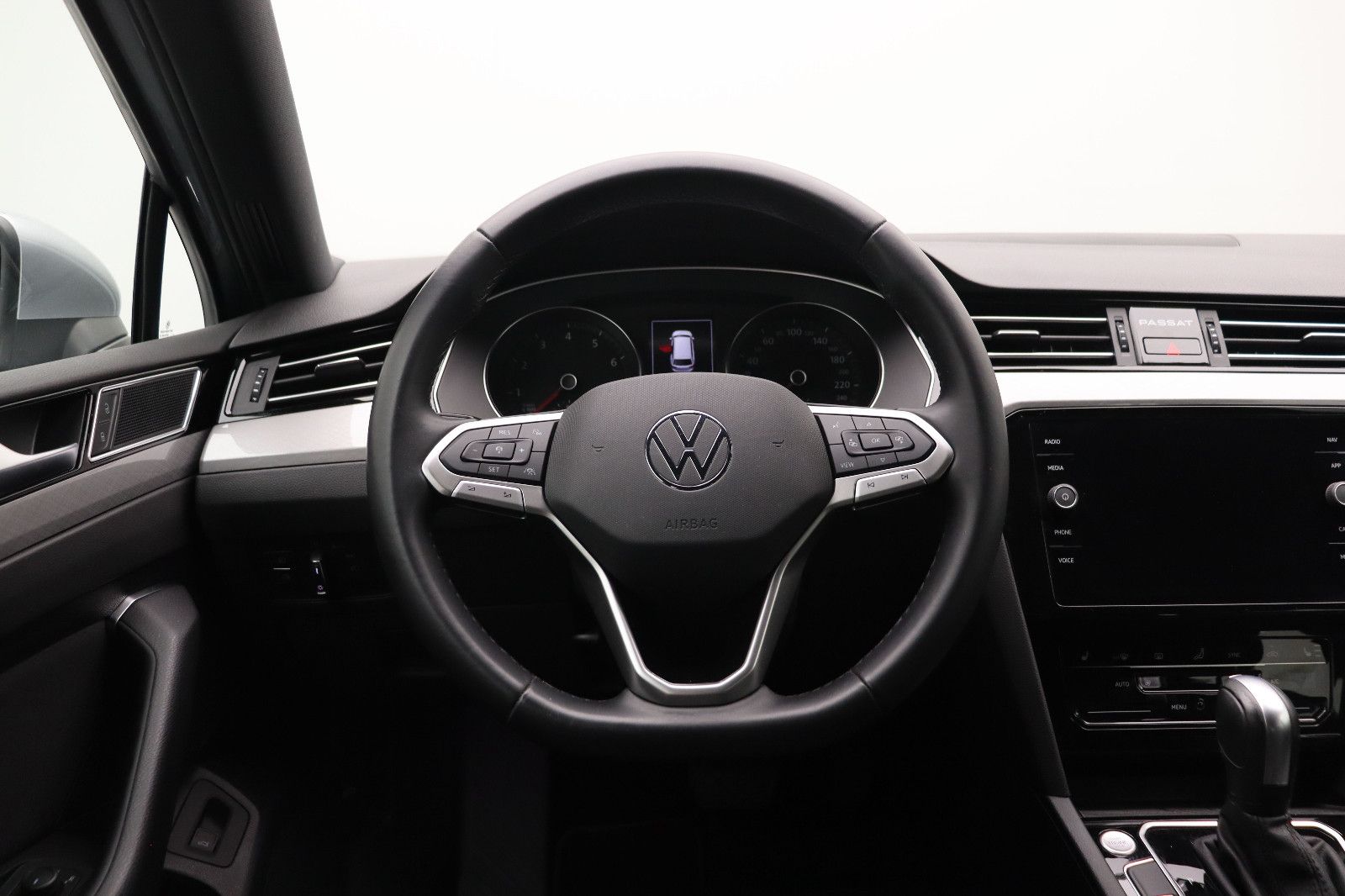 Fahrzeugabbildung Volkswagen Passat Variant 2.0 TSI DSG Business