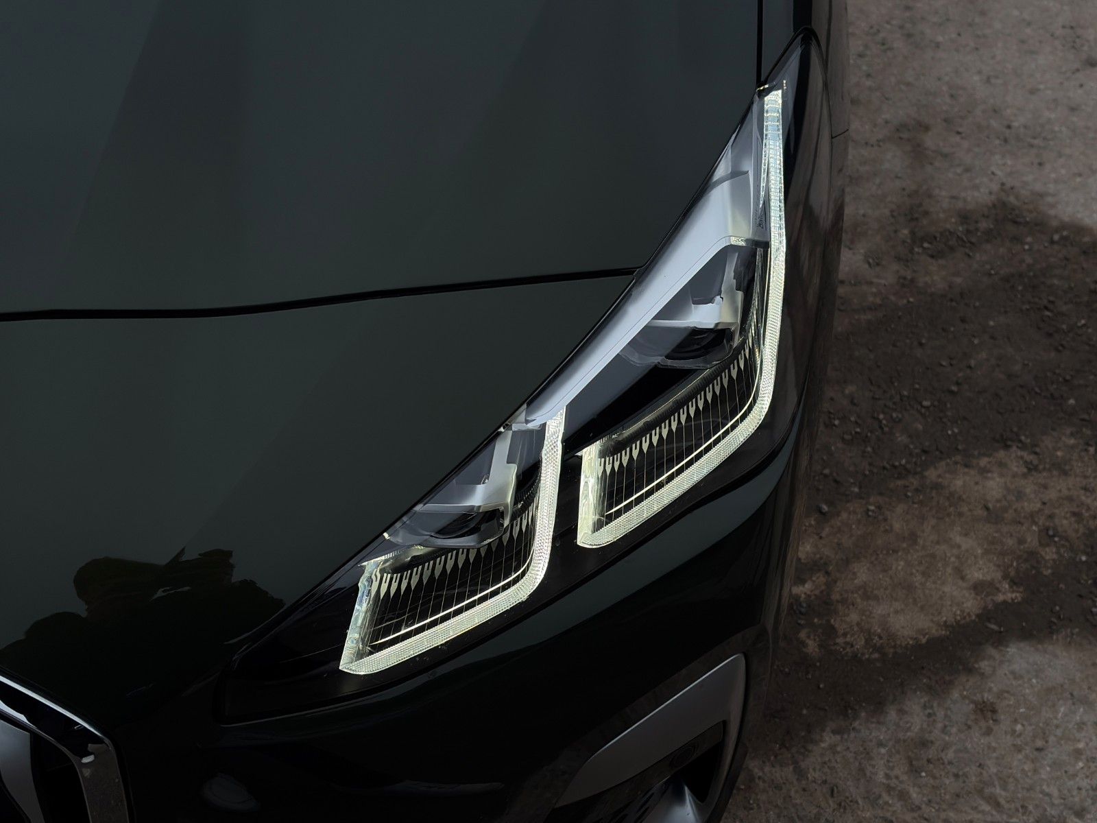 Fahrzeugabbildung BMW 223i Active Tourer M Sport Pano Massage H&K AHK