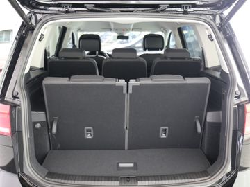 Volkswagen Touran 1.5 TSI DSG COMFORTLINE LED KAMERA 7S AHK