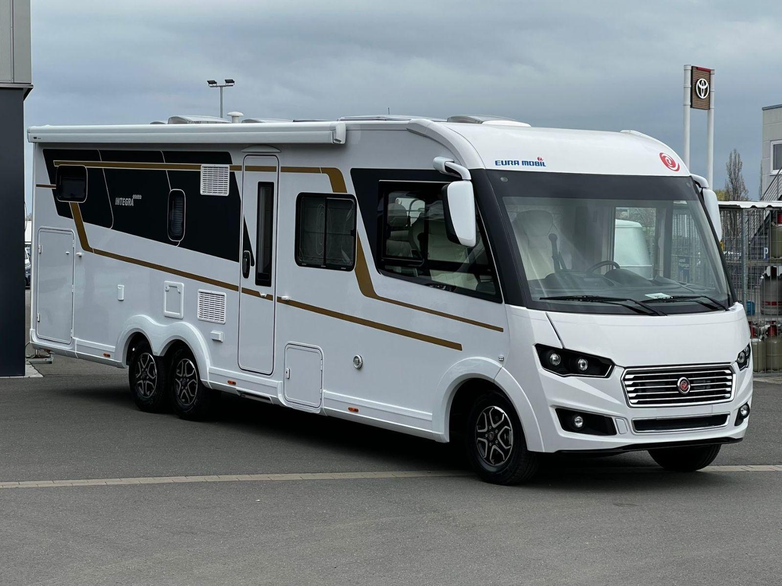 Eura Mobil Integra 890 EB AT9G+Leder+5Sitze+Luminary+Markis