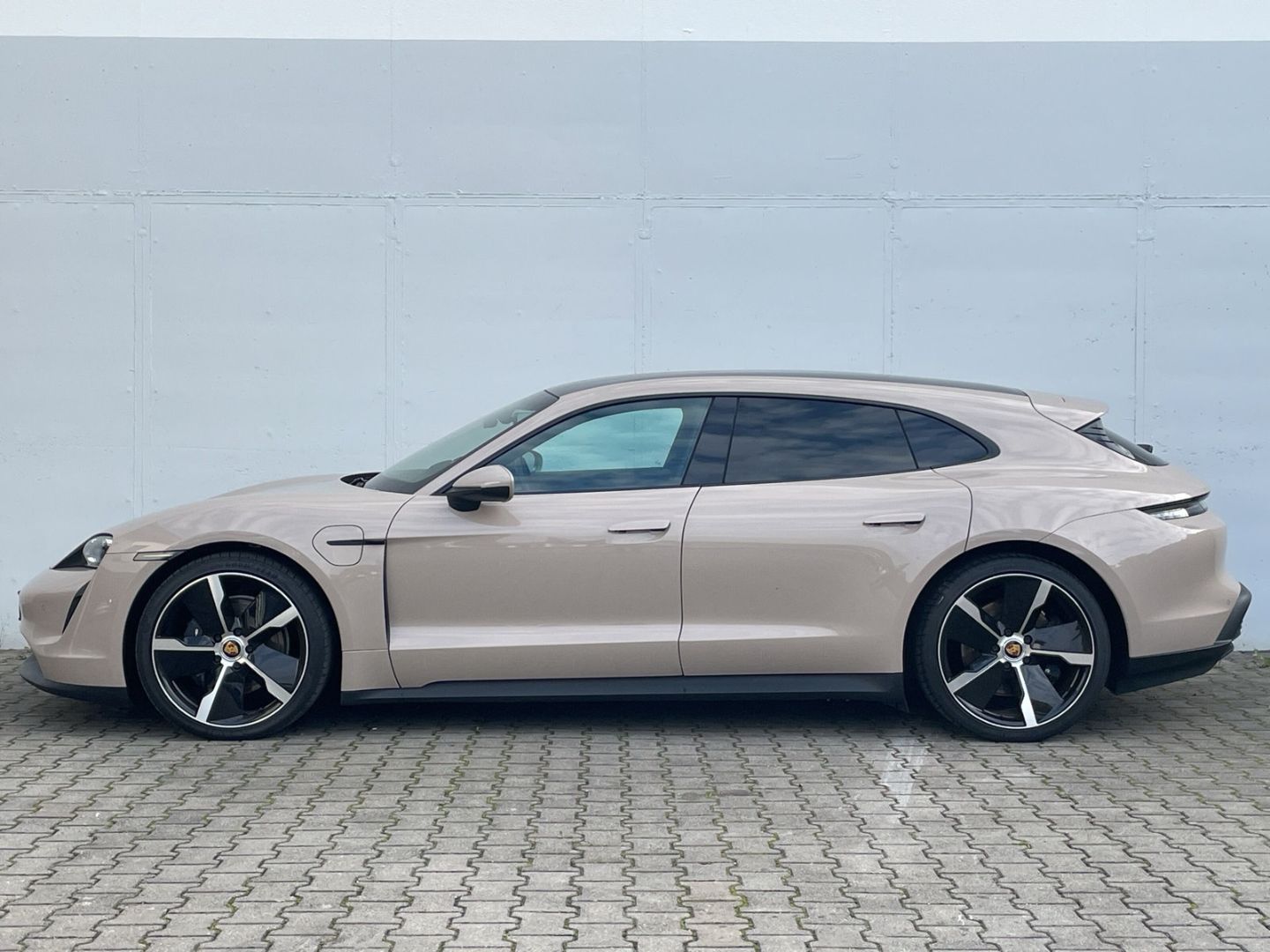 Taycan Sport Turismo Plus Approved/Pano/Bose/Air