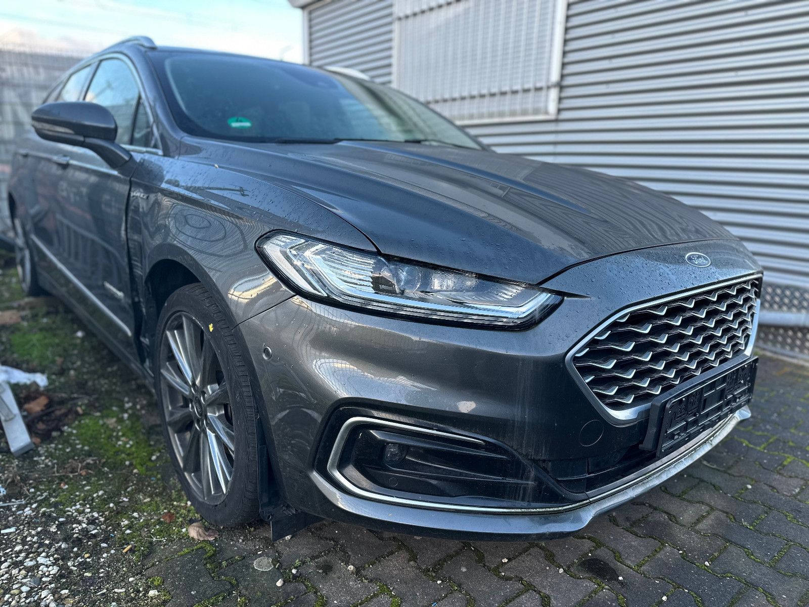 Fahrzeugabbildung Ford MONDEO TURNIER HYBRID VIGNALE*PANORAMA+LEDER