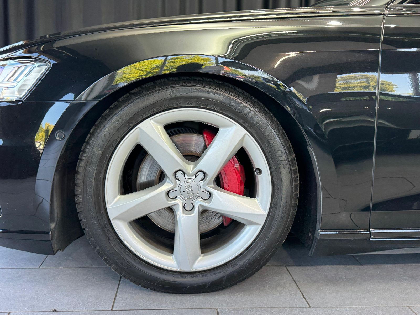 Fahrzeugabbildung Audi A8 50 TDI quattro|B&O|HUD|PANO|MATRIX